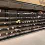 De ce rafturile goale din supermarket te fac