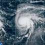 Doua sisteme de furtuna tropicala ar putea proteja Carolinile