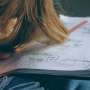 Un nou curriculum de matematica grabit nu functioneaza Raspunsul corect este mai mult timp