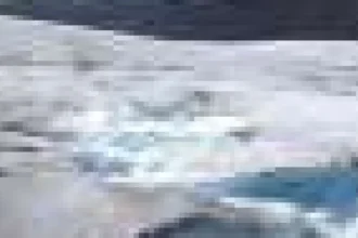 Calota Qaanaaq din Groenlanda a pierdut gheață cât un strat de apă de 8 metri
