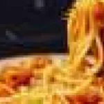Pastele sau tăițeii? Disputa serioasă despre doi carbohidrați îndrăgiți