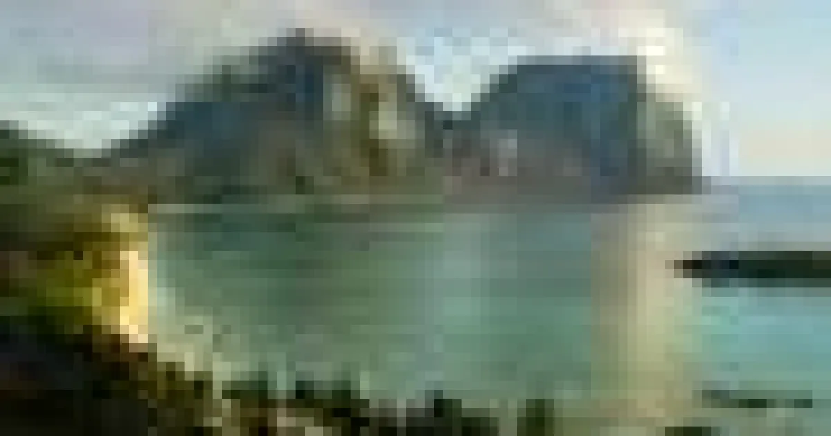 Un singur penaj fierbinte a format două lanțuri vulcanice lângă Australia